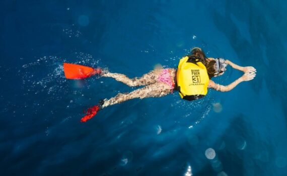 Drybag, wasserdichter Packsack und Tasche zum Schnorcheln
