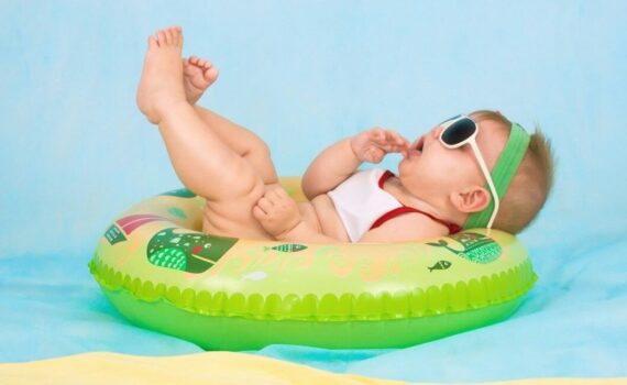 Schwimmwindeln für Babys - Vorteile & Modelle